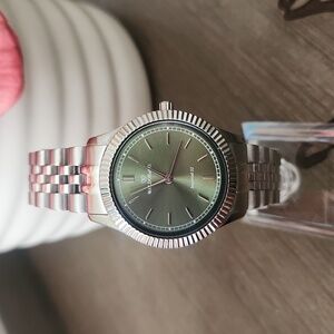 Waldor Co. Imperial 32 Watch